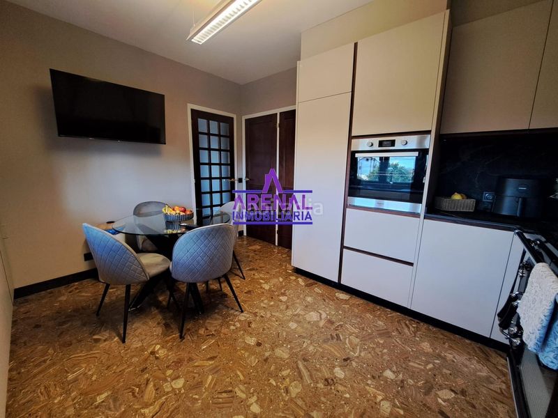 Foto c2c67105-2aa6-4c79-a7a6-5d0db1a288ce. Casa amb aparcament a Pobra do Caramiñal (A)