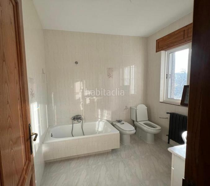 Foto 08227fd3-6f57-4db5-a0b9-e94417693a39. House with parking in Parroquias del Oeste Lugo