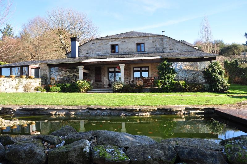 Foto 20c570ea-a2c9-4de7-85e7-eef2fc112250. House with fireplace heating parking pool in Parroquias del Oeste Lugo