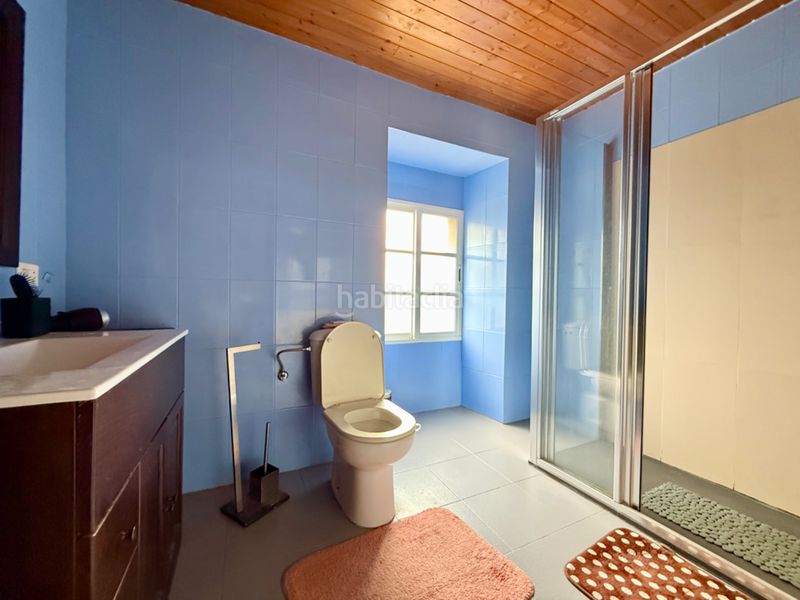 Foto 6053f0da-2ab1-487c-9de9-d50c5230dde0. Maison avec parking dans Corgo (O)
