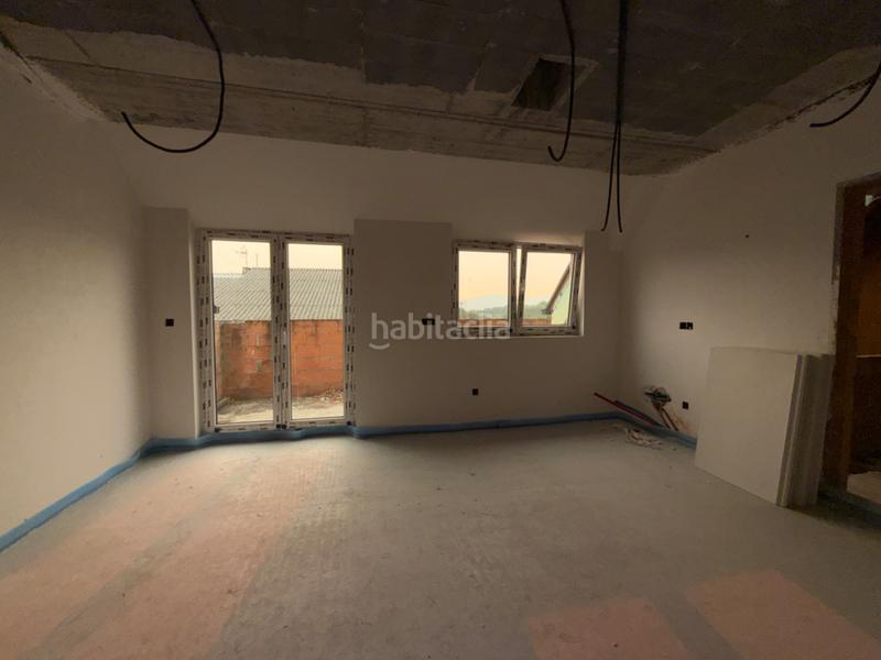 Foto 98c1cd2e-43b2-4e24-8c95-6986cad6dbae. Dachwohnung mit heizung parking in Recatelo - O Carme Lugo