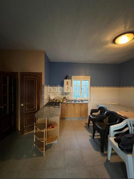 Foto b8834504-8f5e-45c2-9429-7ba7a4680407. Chalet with parking in Parroquias del Oeste Lugo