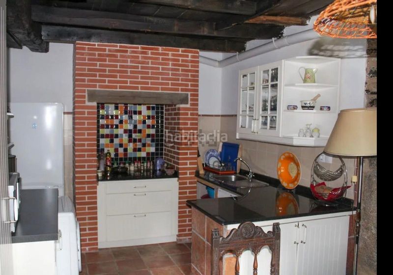 Foto 755313d0-b327-4c09-af92-88d845f4959b. Maison avec cheminée parking dans Begonte