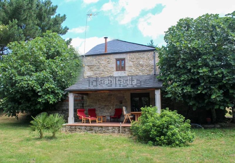 Foto 981caa58-01d6-4398-a4b0-fe927b3146f0. Maison avec cheminée parking dans Begonte