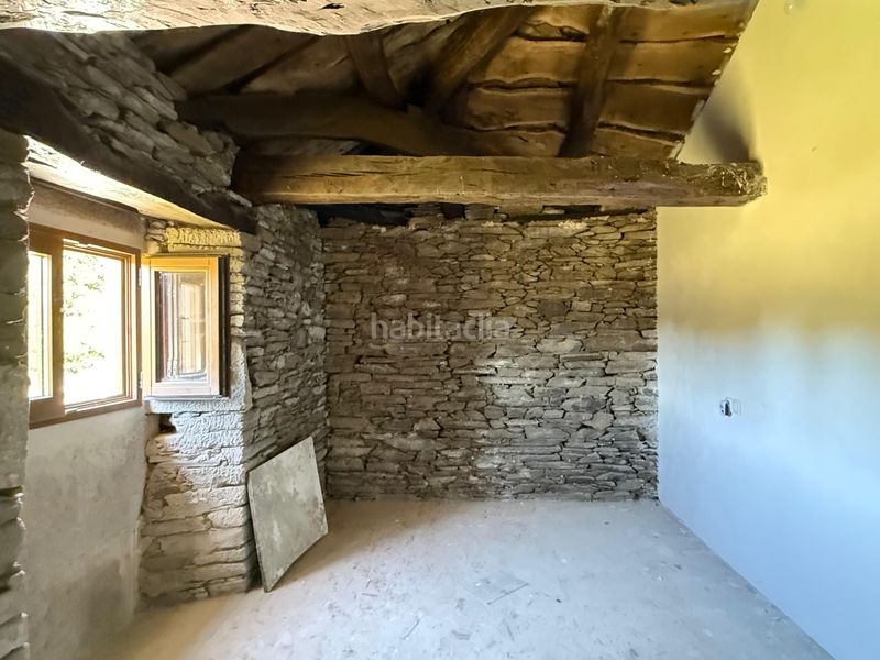 Foto b6cebd68-b5c0-48ff-b7cb-72b4d857f0e8. Casa amb aparcament a Cospeito