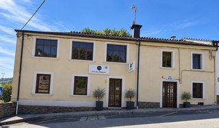 Casa aparellada  Avenida de madrid