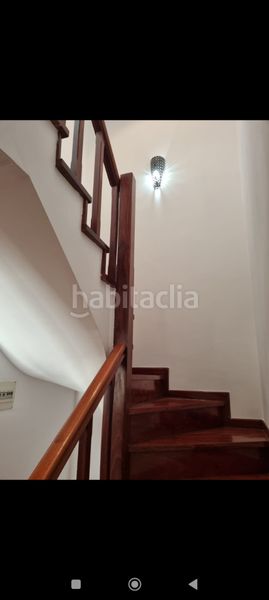 Foto 40f853bc-1426-4414-91de-9010651b6036. Duplex in rúa pedregal 6 in Bertamirans Ames