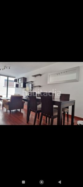 Foto 5222ad29-fed2-4dee-913c-a31d48967998. Duplex in rúa pedregal 6 in Bertamirans Ames