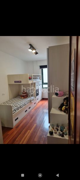 Foto dab893ff-7c67-4a01-ade1-dac21577b367. Duplex in rúa pedregal 6 in Bertamirans Ames