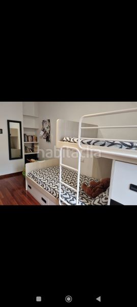 Foto e71093bb-06fa-4a21-9dd1-18b735e01355. Duplex in rúa pedregal 6 in Bertamirans Ames