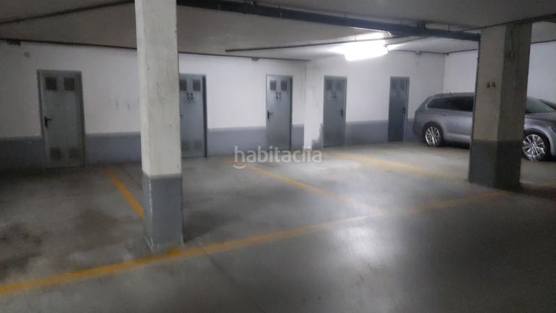 Foto aa79a97d-074c-4475-9017-dc002ff6b91b. Autoparkplatz in Bertamirans Ames
