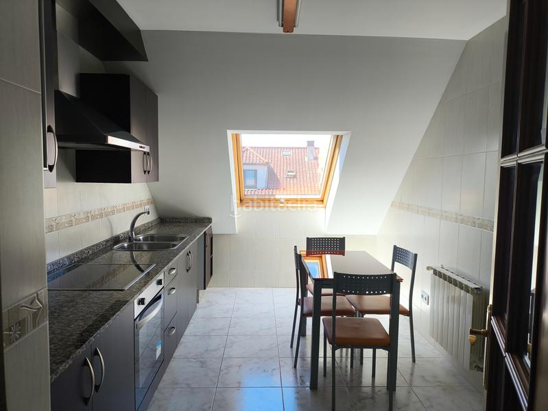 Foto 16badbeb-3ce2-40b3-9c16-8b2d1c468fd0. Ático en avenida da peregrina 2 piso en venta en 2 dormitorios Bertamirans en Ames
