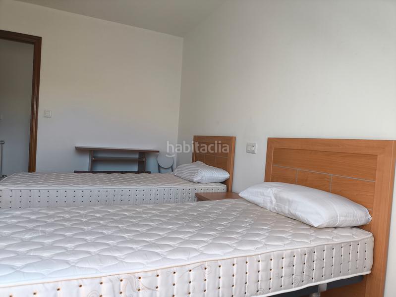 Foto 3d40db6b-cc5a-4e06-ae86-7c0c799e6b4d. Ático en avenida da peregrina 2 piso en venta en 2 dormitorios Bertamirans en Ames