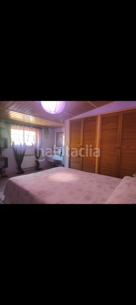 Foto 82781148-a375-4842-b26c-12509ecff679. Chalet dans vial camino 11 dans área de Ames Ames