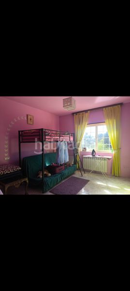 Foto f2c8ceb3-e847-4264-9dad-b3051b7e1289. Chalet dans vial camino 11 dans área de Ames Ames