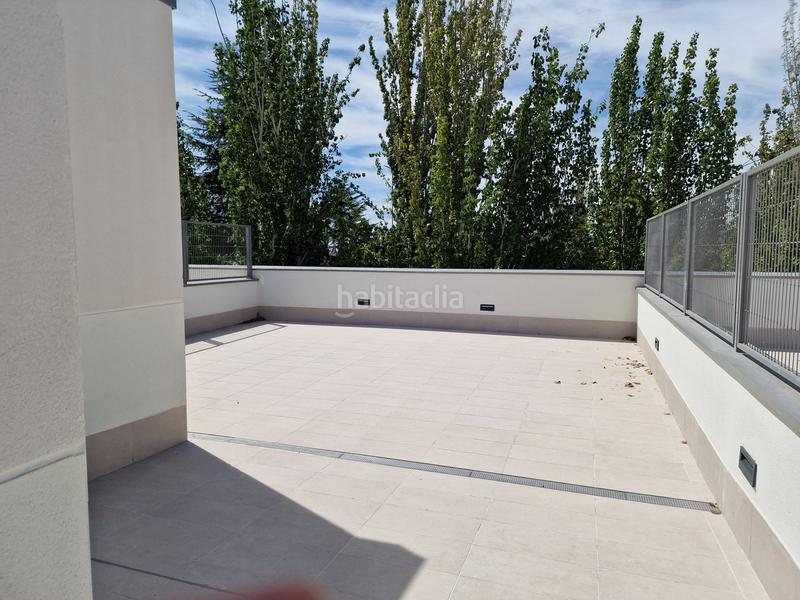 Foto 5ff13e3c-7990-4f39-8c3a-5a6e2e0b235b. Attico con piscina in San Juan Bautista Madrid
