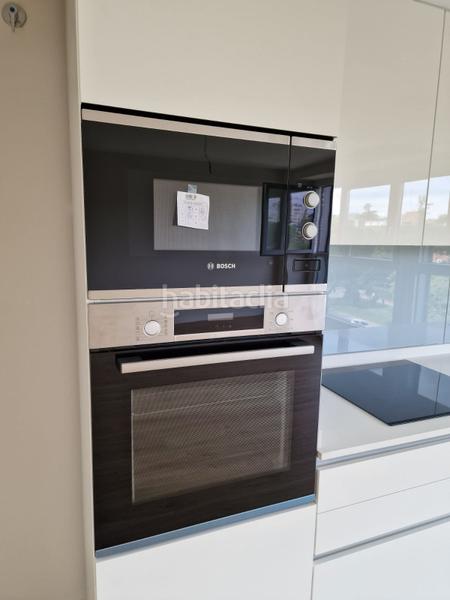 Foto fa1ea252-3c38-4ac0-be68-f4d28b811ae8. Attico con piscina in San Juan Bautista Madrid