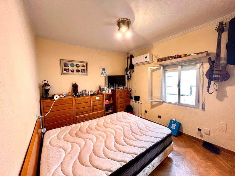 Foto 15578ec2-8acb-40b0-aee3-1e468894096c. Maison jumelée avec chauffage dans Simancas Madrid