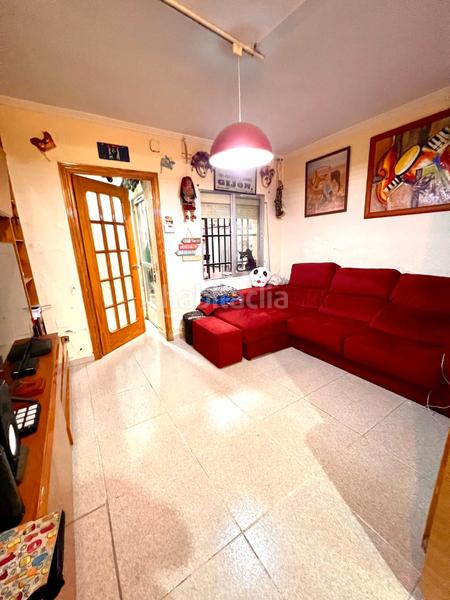 Foto 5e44b84c-4e80-431e-8927-cc00c2f77d44. Maison jumelée avec chauffage dans Simancas Madrid