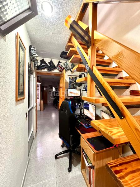 Foto f18d2af6-dd88-4234-8429-feab4b03075b. Maison jumelée avec chauffage dans Simancas Madrid