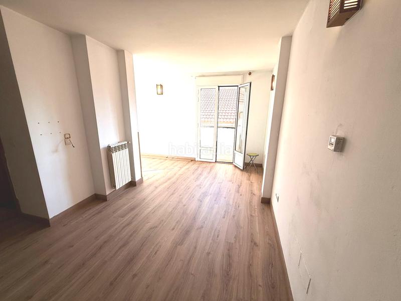 Foto 16f7ac60-4026-441c-a0f1-8e8cf3ad21ac. Duplex with heating in Valleaguado-La Cañada Coslada