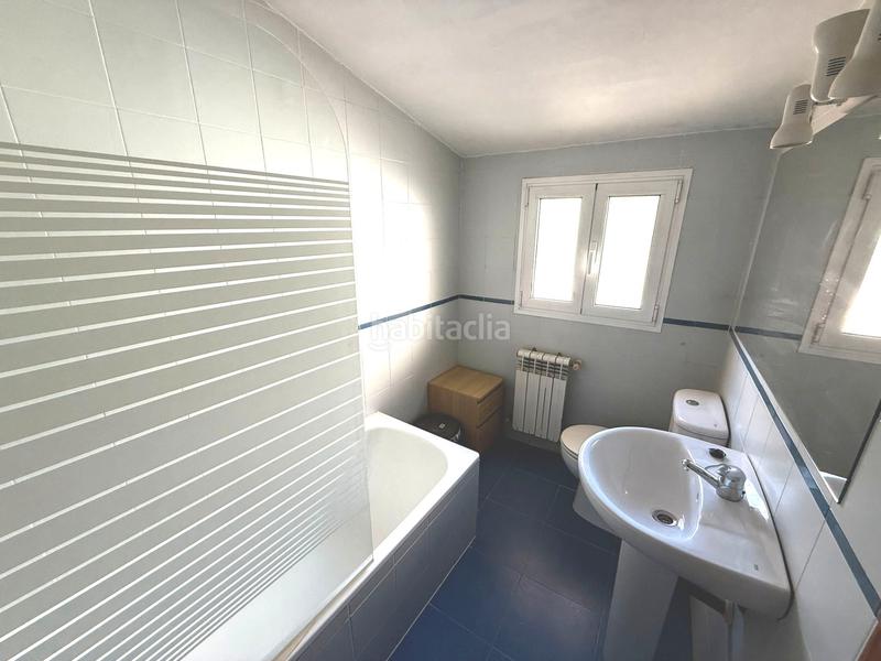 Foto 2b6cf348-f2e1-4e83-b00f-db437eee2f84. Duplex with heating in Valleaguado-La Cañada Coslada