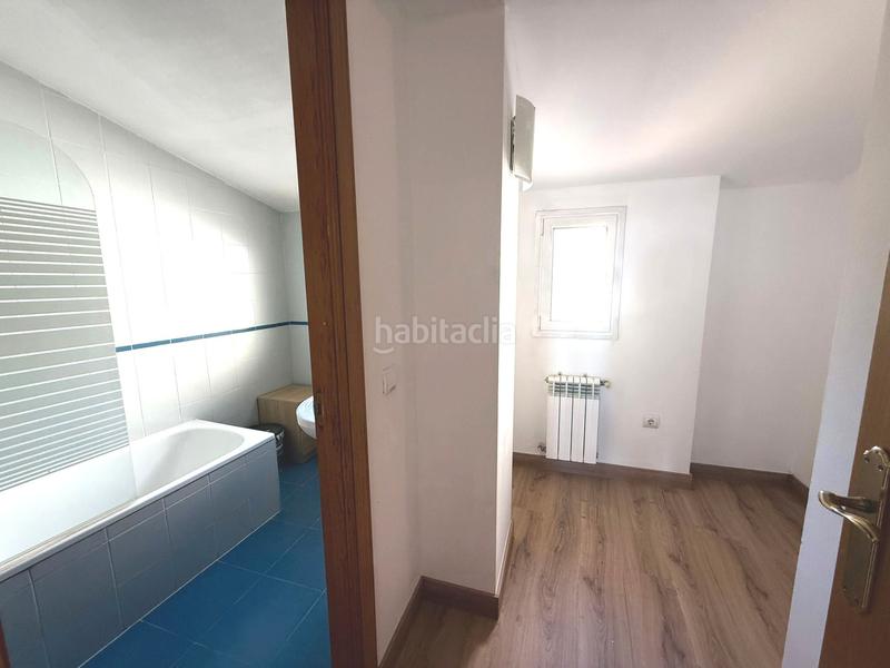 Foto 61e92113-754c-440e-a54f-180d0d1a224e. Duplex with heating in Valleaguado-La Cañada Coslada