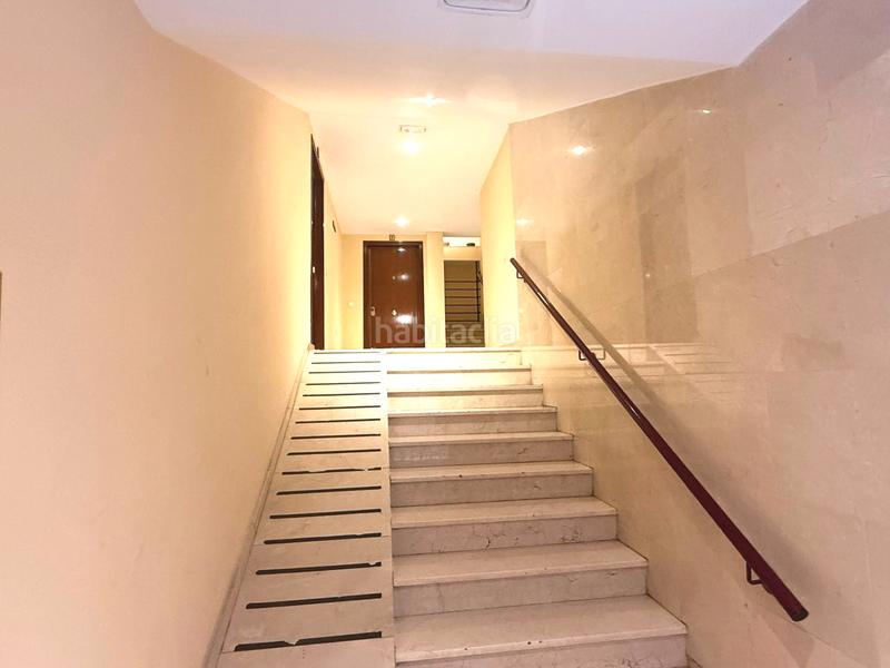 Foto e646b635-c405-44de-bc9f-78cdfc188bbb. Duplex with heating in Valleaguado-La Cañada Coslada