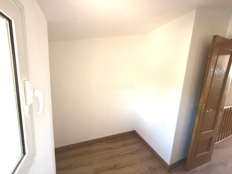 Foto ee296bb6-5535-46b2-a68c-a329a4199d54. Duplex with heating in Valleaguado-La Cañada Coslada