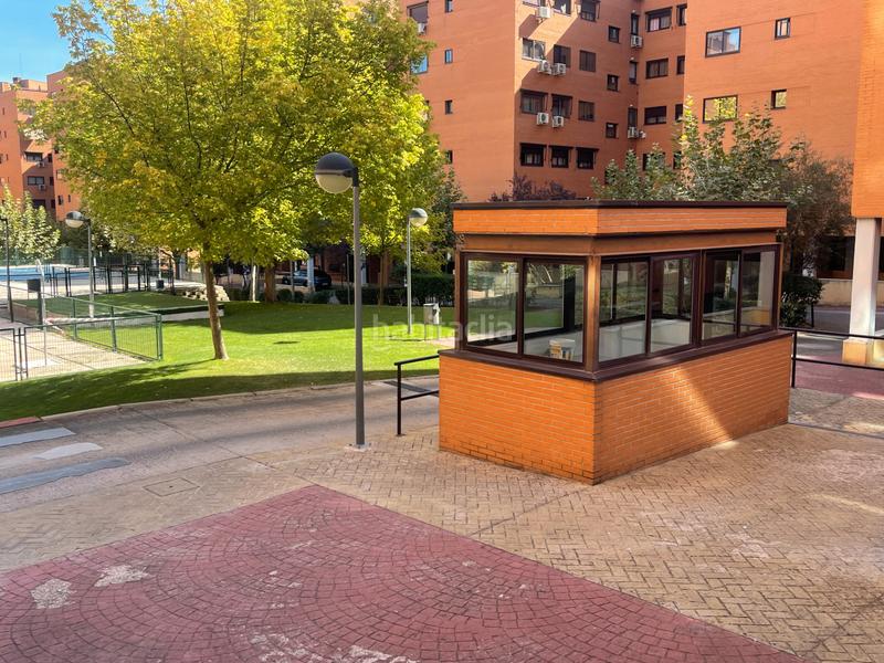 Foto 07e04c59-f10d-40d6-a907-751115d49ea7. Pis amb calefacció aparcament piscina a Valdebernardo-Valderribas Madrid