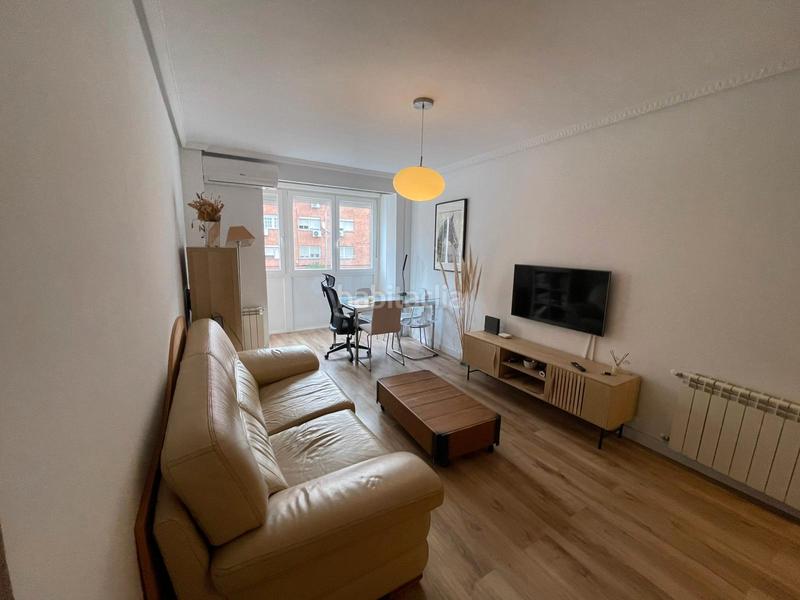 Foto adb7798c-a660-48a1-9d22-a60ded89fbd8. Piso bas-lucano en Canillejas Madrid