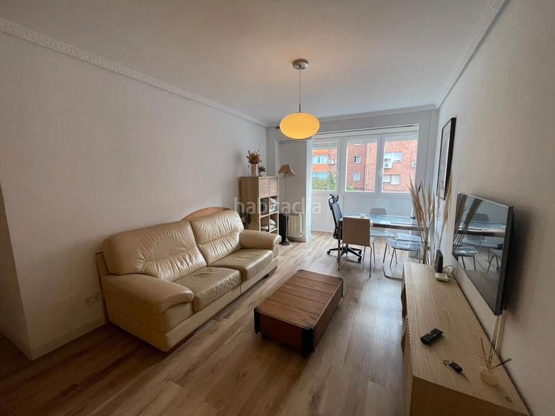 Foto d5f66249-10cd-423f-b803-b0191cf5bcbb. Piso bas-lucano en Canillejas Madrid