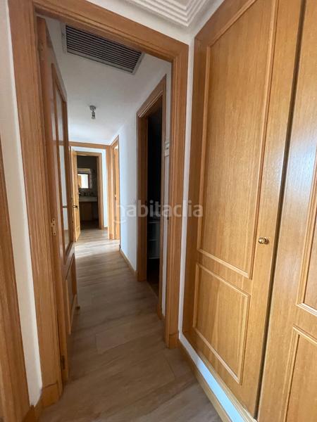 Foto 14743db3-c8d5-46c8-9d84-7c3876979447. Penthouse with fireplace heating parking pool in Simancas Madrid