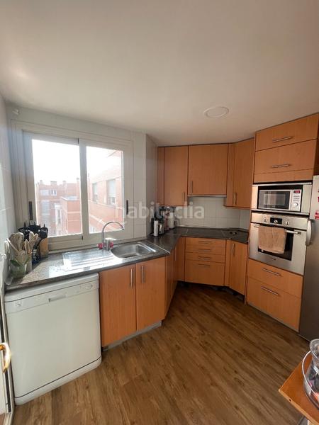 Foto 42515f31-996b-4337-a674-18b4db0cdf9f. Penthouse with fireplace heating parking pool in Simancas Madrid