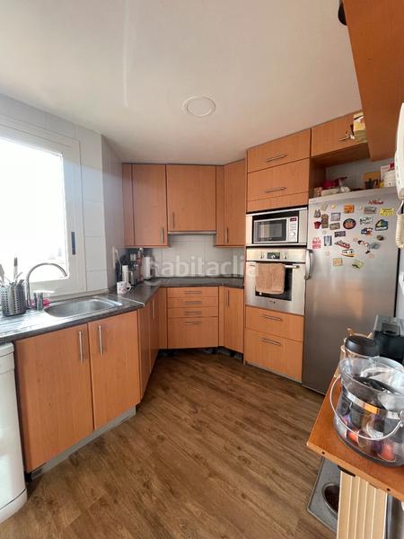 Foto 8b2240ec-2092-4734-b553-48c091ab649f. Penthouse with fireplace heating parking pool in Simancas Madrid