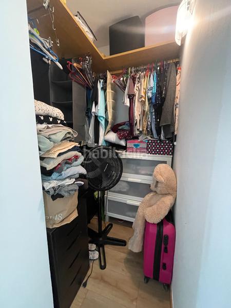 Foto 9055abc7-7e23-440a-91f3-6bc0a35799a3. Penthouse with fireplace heating parking pool in Simancas Madrid