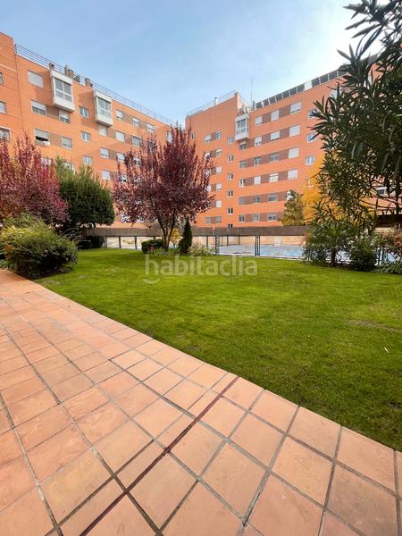 Foto b999bfa9-1eed-4b4b-994d-8b0e4d860abc. Penthouse with fireplace heating parking pool in Simancas Madrid