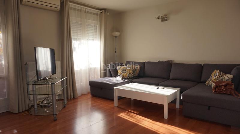 Foto bcd11a3b-1aa7-4c26-9acb-16c7c098fd9c. Piso *****bastia inmobiliaria ofrece este luminoso piso de 2 habitaciones en la zona de entrevias***** en Madrid