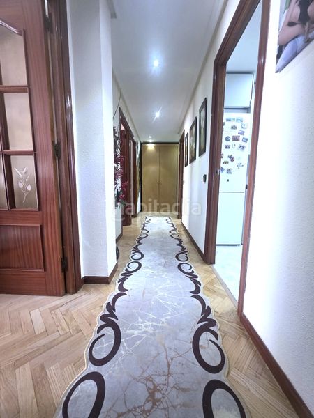 Foto 00e2eaa9-d9a1-4770-9db6-127905001af8. Flat with heating in Los Rosales Madrid