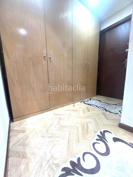 Foto 014e02b1-e748-4e31-a158-5b684570d5f3. Flat with heating in Los Rosales Madrid