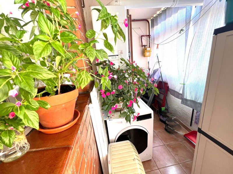 Foto a489ab58-4cdc-4a4a-b9e7-ad289b43516a. Pis amb calefacció a Pradolongo Madrid