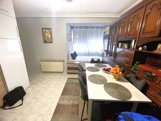 Etagenwohnung in Calle del ampurdán 15. Ampurdan 15 inversion