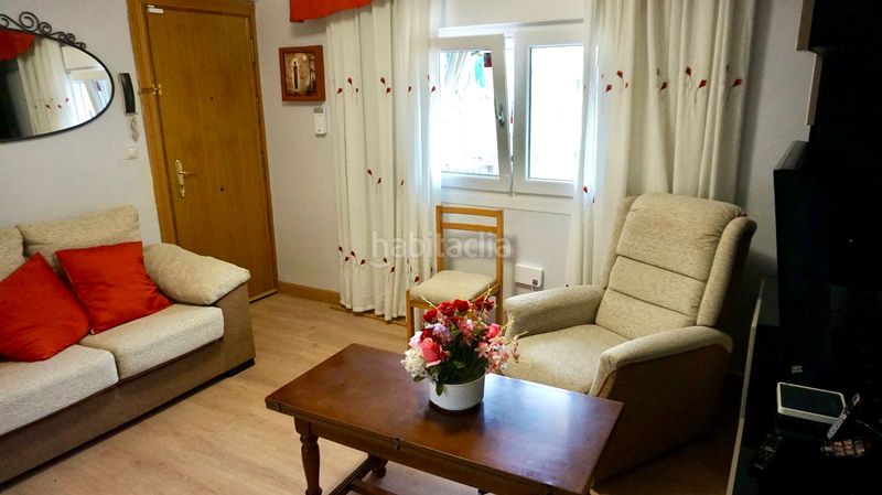 Foto 4cf355f1-d8da-4735-94e6-709974122786. Piso bas_llansa en Portazgo Madrid