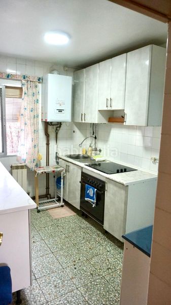 Foto 5c9c8bc6-2fdb-486f-a5bd-3011a1a9a7a1. Piso bas_llansa en Portazgo Madrid