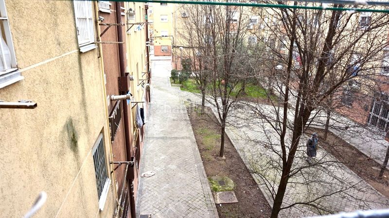 Foto a4169f9f-05bd-4ab8-a907-3b8d5ab7ae3c. Piso bas_llansa en Portazgo Madrid