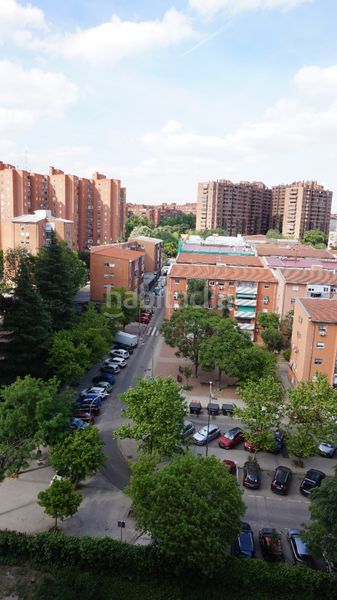Foto 02465e38-bd59-497e-8a44-fd8242900ae0. Pis amb calefacció a Palomeras Sureste Madrid