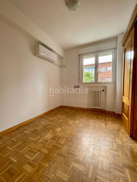 Foto d69d79f1-0627-4a01-9a43-4b35e7324f3d. Piso bas-Vinateros en Vinateros Madrid