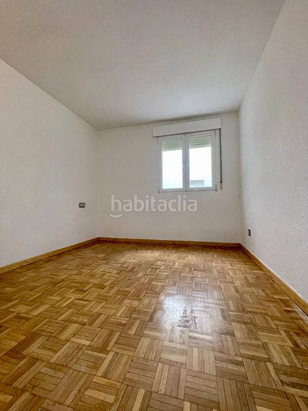 Foto e354e689-c395-4bb3-9500-ac6369ff8193. Piso bas-Vinateros en Vinateros Madrid
