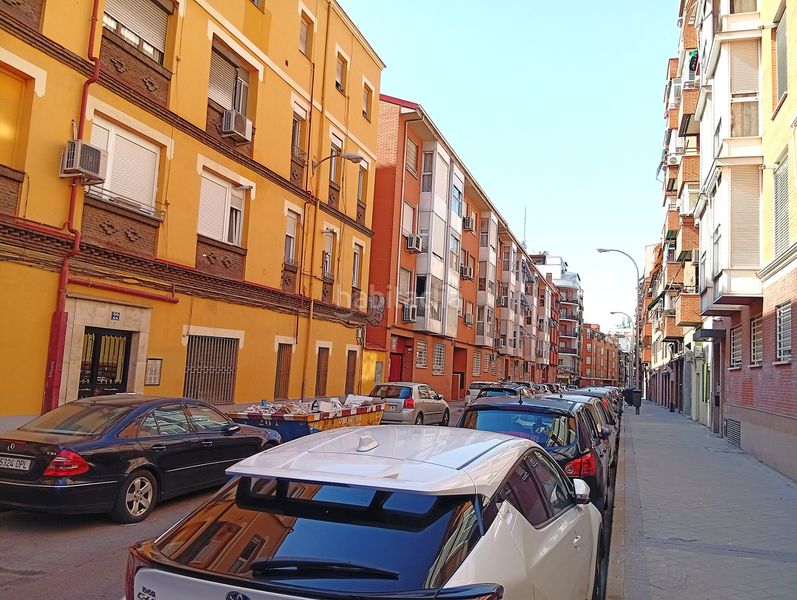 Foto 6f54c263-4527-4d00-8301-f9de936e2cbf. Pis amb calefacció a Adelfas Madrid