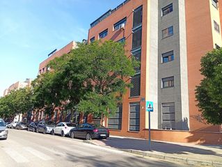 Piso  Calle ana frank. Bas-ana frank